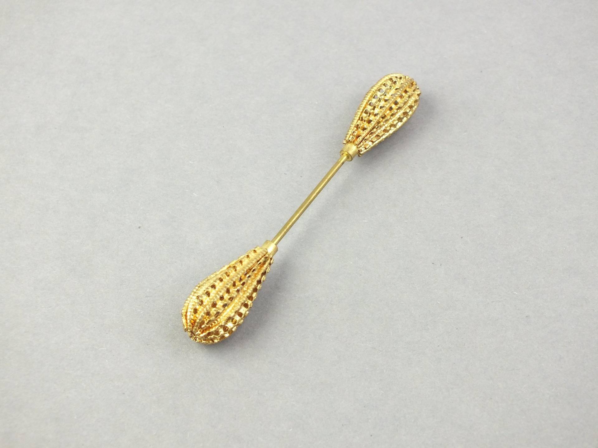 Antike Kleidernadel Oder Hutnadel Aus Goldenem Metall - Biedermeier Reversnadel Alter Vintage Modeschmuck von schmuckesBerlin