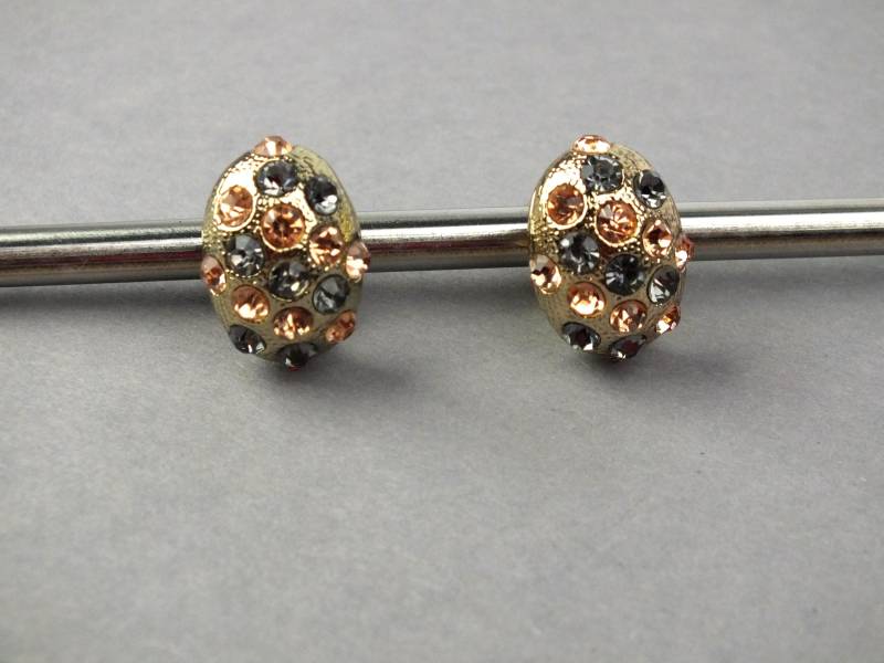 Vintage Damen Ohrclips Zart Gold Mit Farbigem Strass - Retro Modeschmuck Ohrringe Ohne Loch Tragbar von schmuckesBerlin