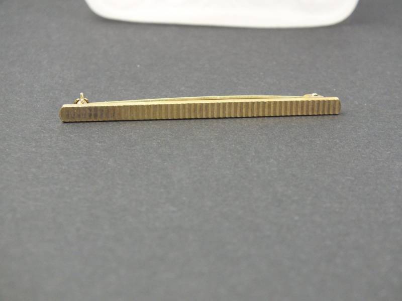 Vintage Stabbrosche Von Amerik K&w Aus Double Gold, Antike Schmale Brosche, Alter Modeschmuck Anstecker von schmuckesBerlin