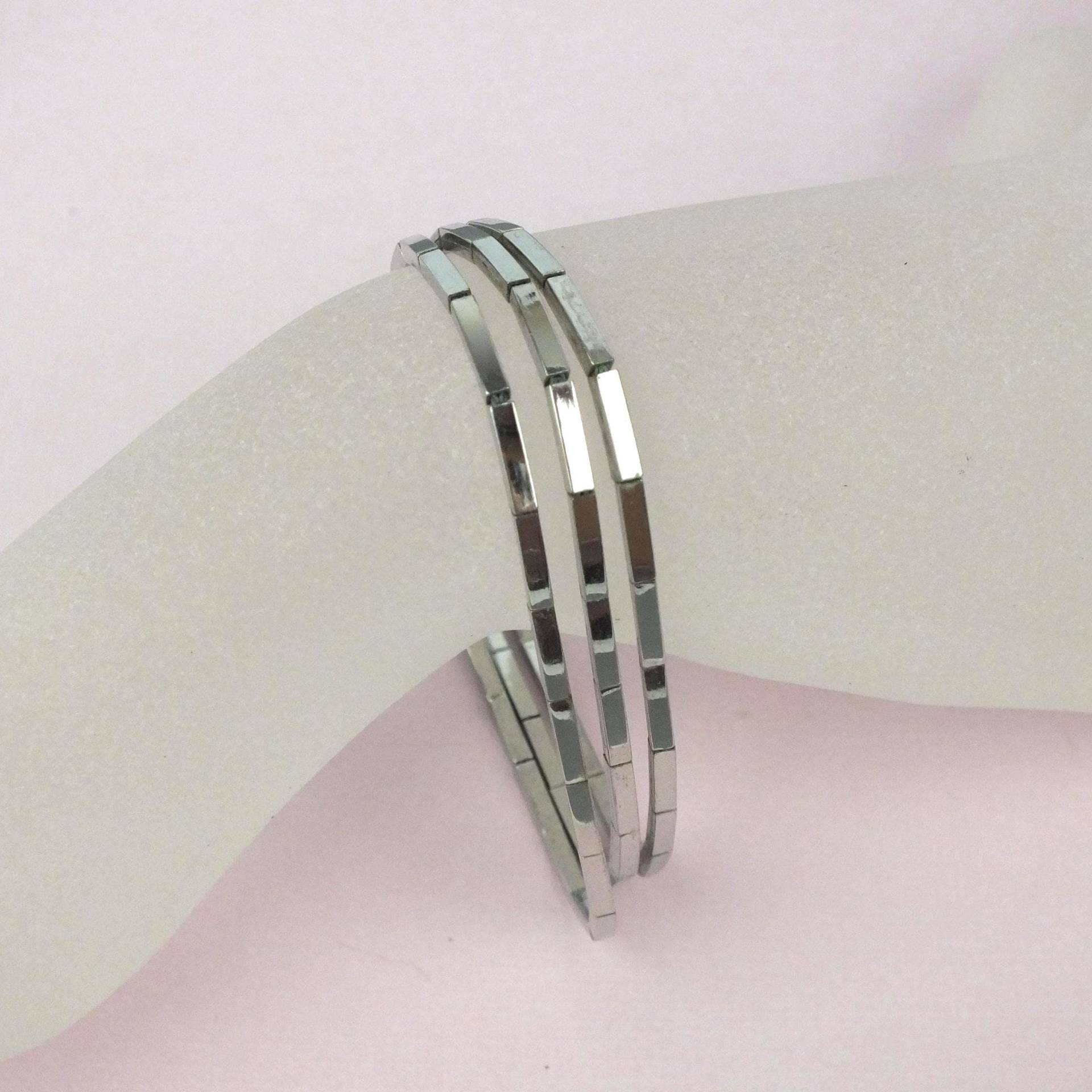 Vintage Von 1964 Grosse' Und Henkel | Für Dior Damen Armband Silbernes Metall - Marken Modeschmuck Aus Deutschland von schmuckesBerlin