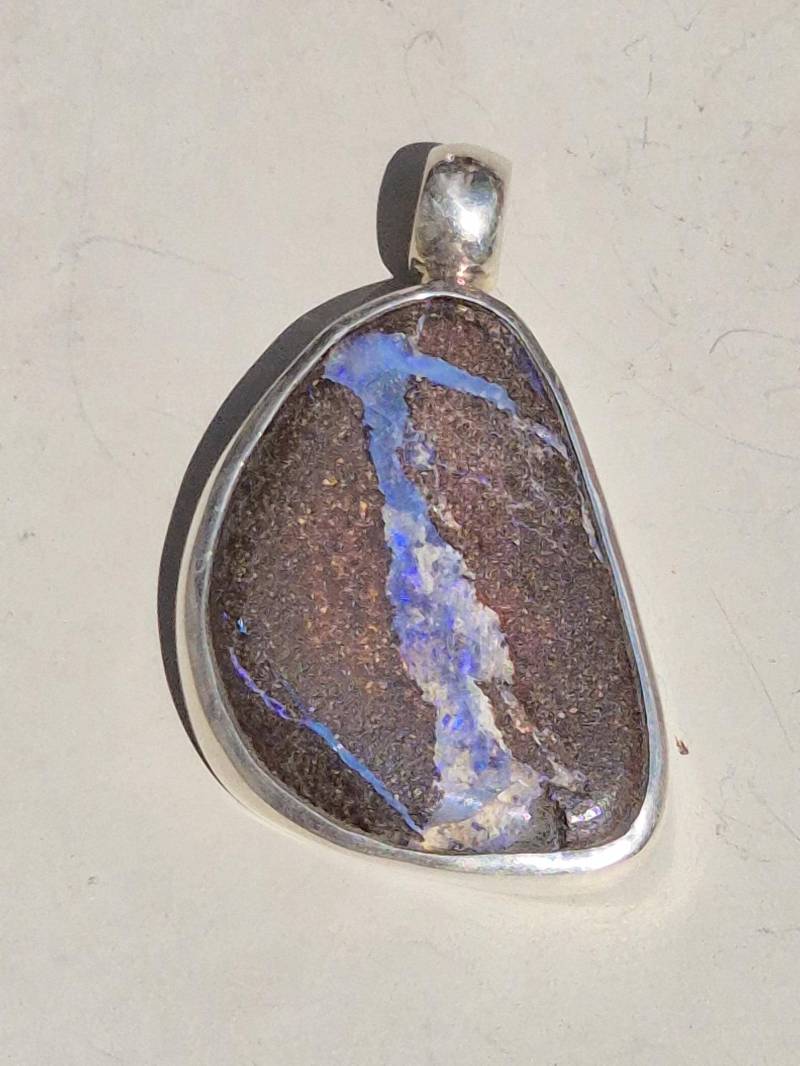 Anhänger Mit Boulderopal - 925 Silber Silvery Punze Opalader in Blau 43 Mm 15, 4 G Schlicht Gefasst Unikati 1515 von schmuckrauschVINTAGE