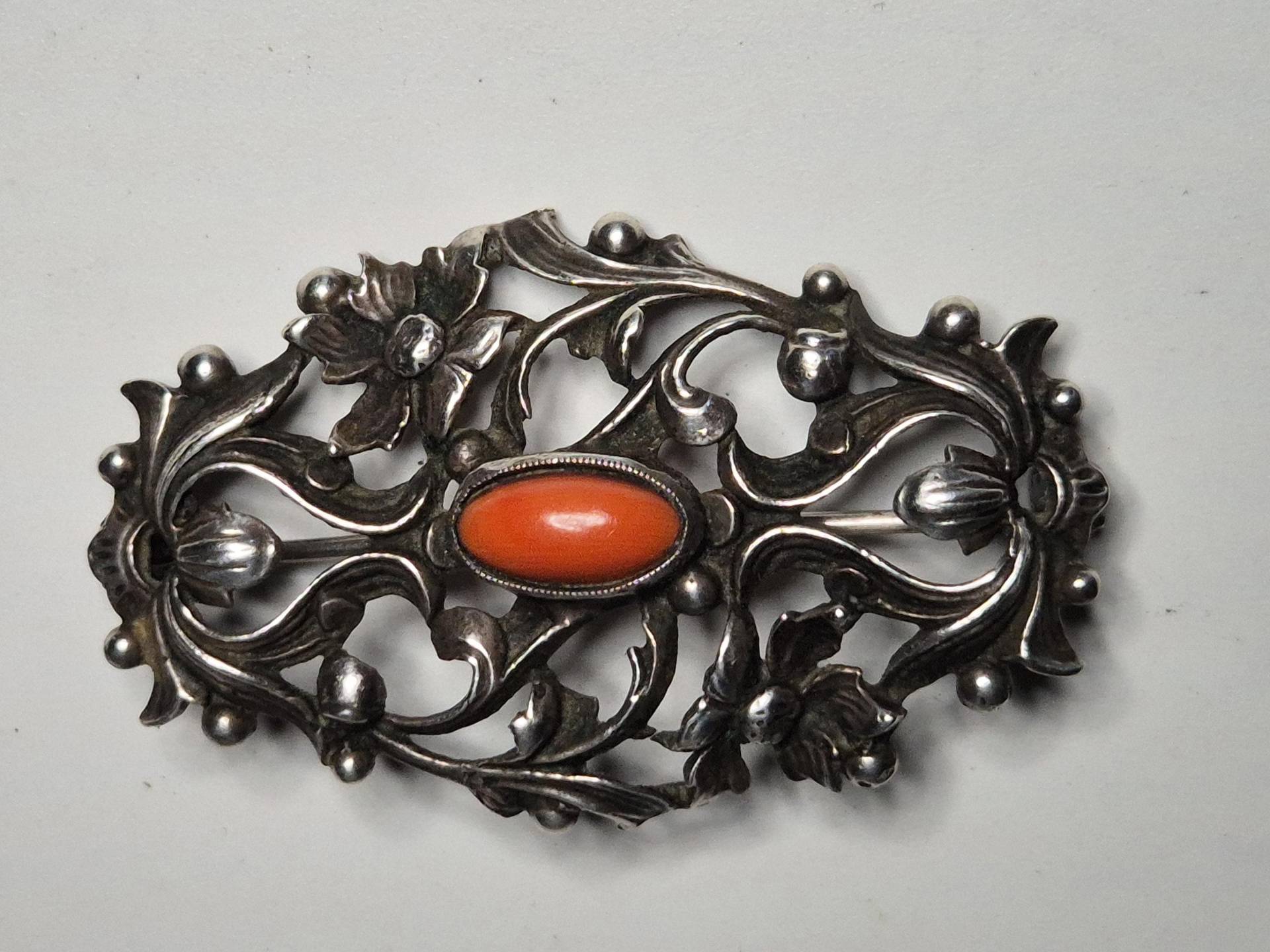 Antike Korallen Brosche Jugendstil Rote Koralle Astkoralle Italien Vintage 1113 von schmuckrauschVINTAGE