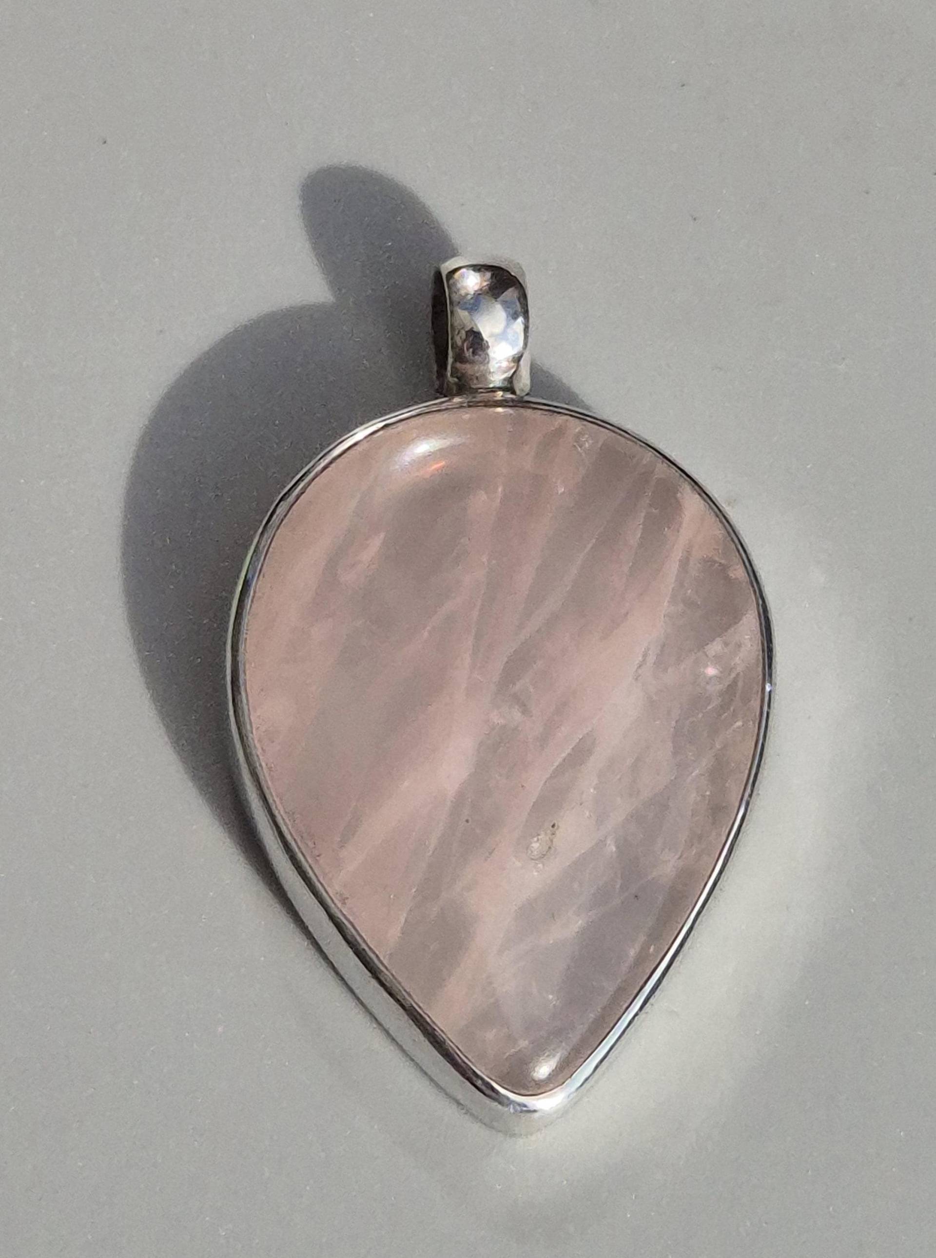 Großer Rosenquarz Anhänger Silber 925 | Tropfen Cabochon 43 X 26 Mm 13, 47 G Unikat Schmuckrausch Vintage 1244 von schmuckrauschVINTAGE