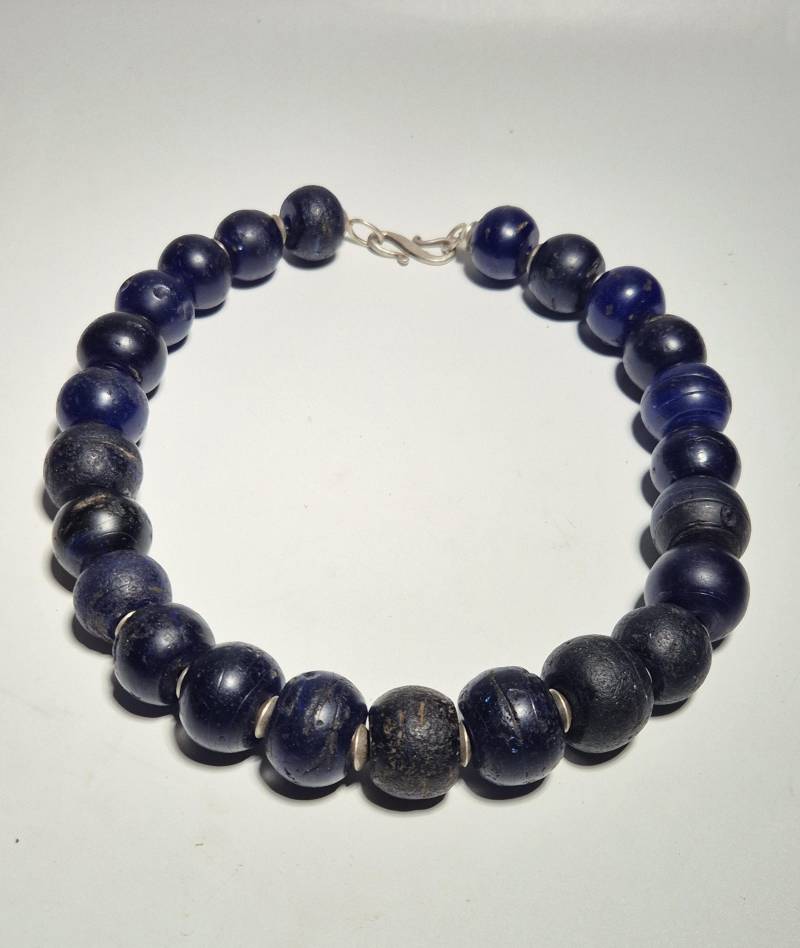 Kette Mit 24 Antiken Glasperlen Aus Amsterdam Kobaltblau Silber 925 Schmuckrauschvintage von schmuckrauschVINTAGE