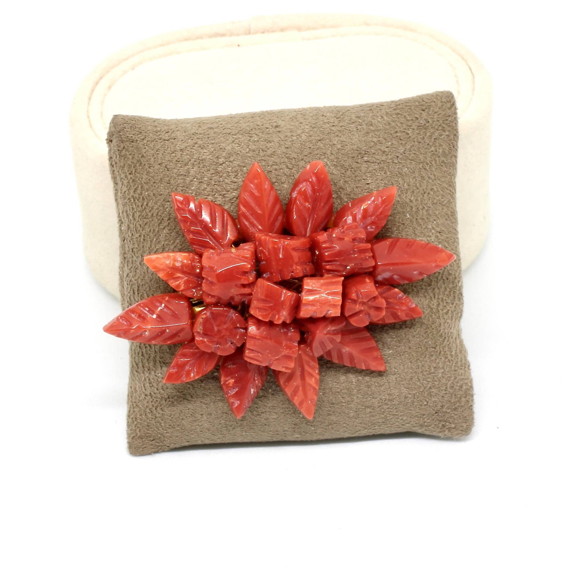 Antike Korallen Brosche Anstecknadel Blume Geschnitzt Korallenrot Jugendstil 1900 Italien Selten Rarität von schmuckvintage2020