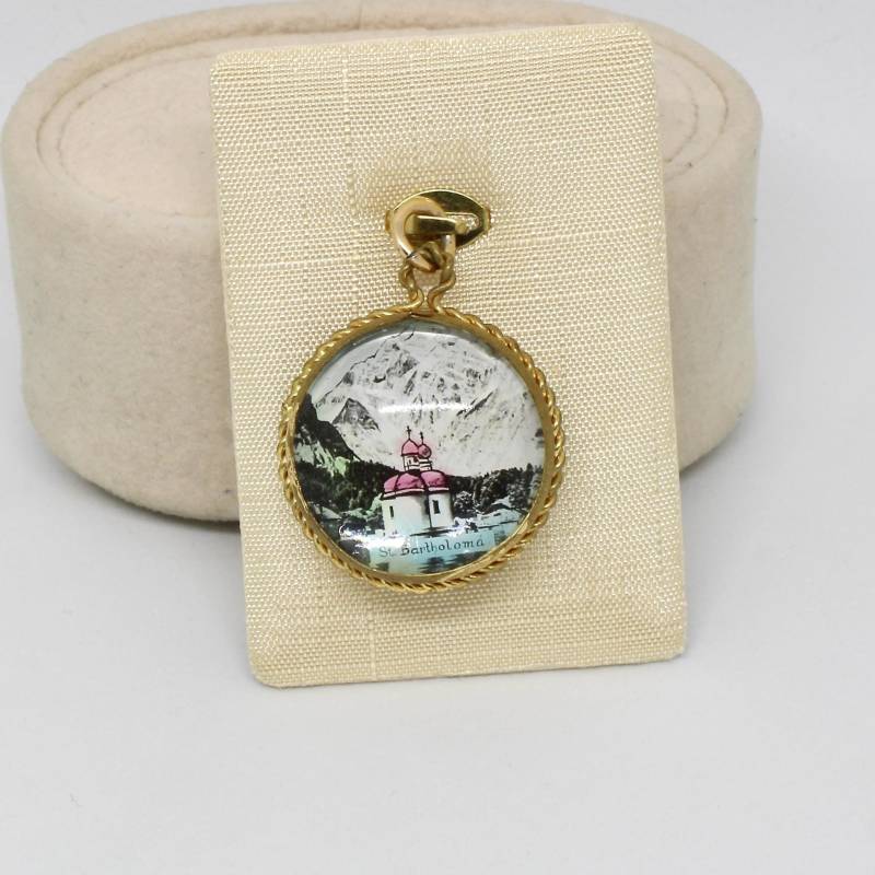 Antiker Anhänger Tombak Rund Bild Glas Andenken St. Bartholomä Wallfahrtskirche Königssee Rar Selten Antiker Anhänger Tombak Rund Bild Glas Andenken St. Bartholomä Wallfahrtskirche Königssee Rar Selten von schmuckvintage2020