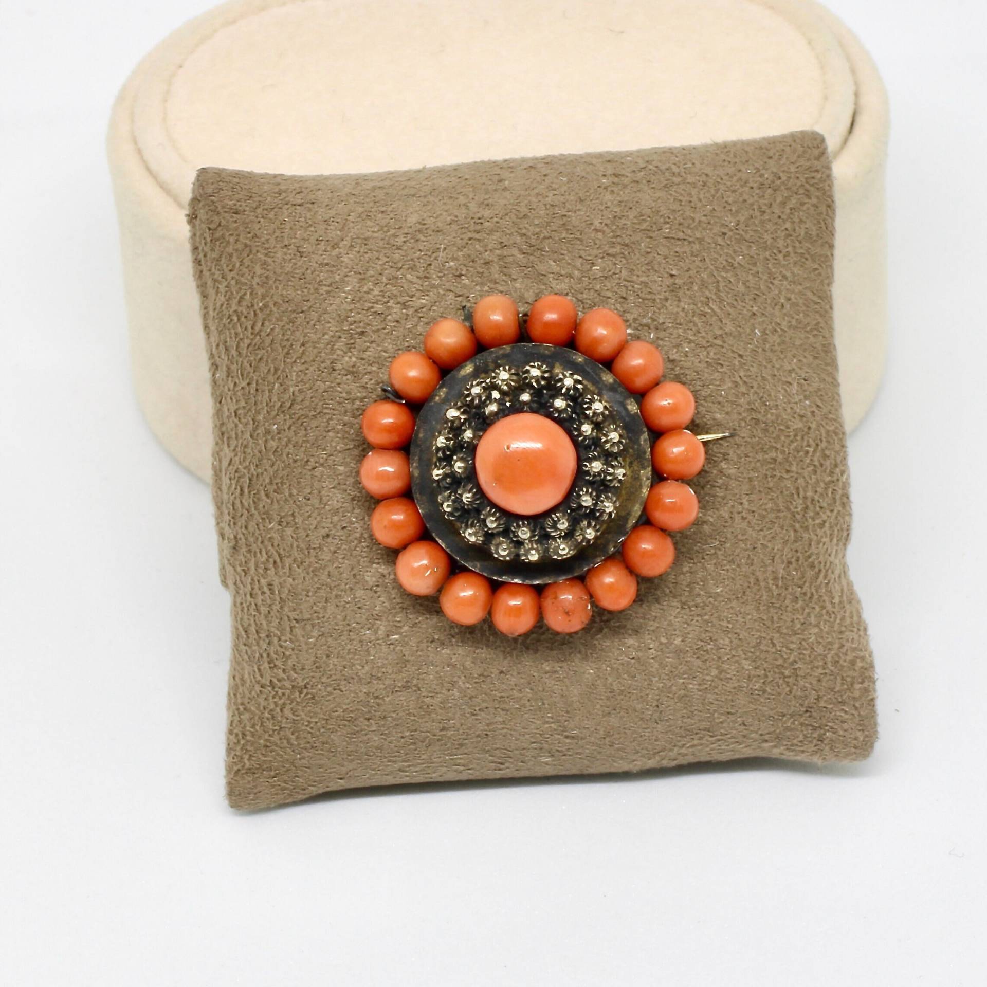 Biedermeier Brosche Tombak Rund Korallen Steine Lachsrot Korallenrot 19. Jahrhundert Antik Selten Rarität von schmuckvintage2020