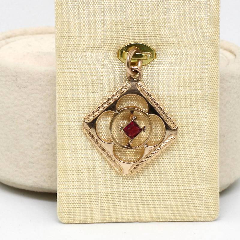 Jugendstil Anhänger Amulett Eckig Tombak Rubinroter Spinell Stein Ad Antik Für Frau von schmuckvintage2020