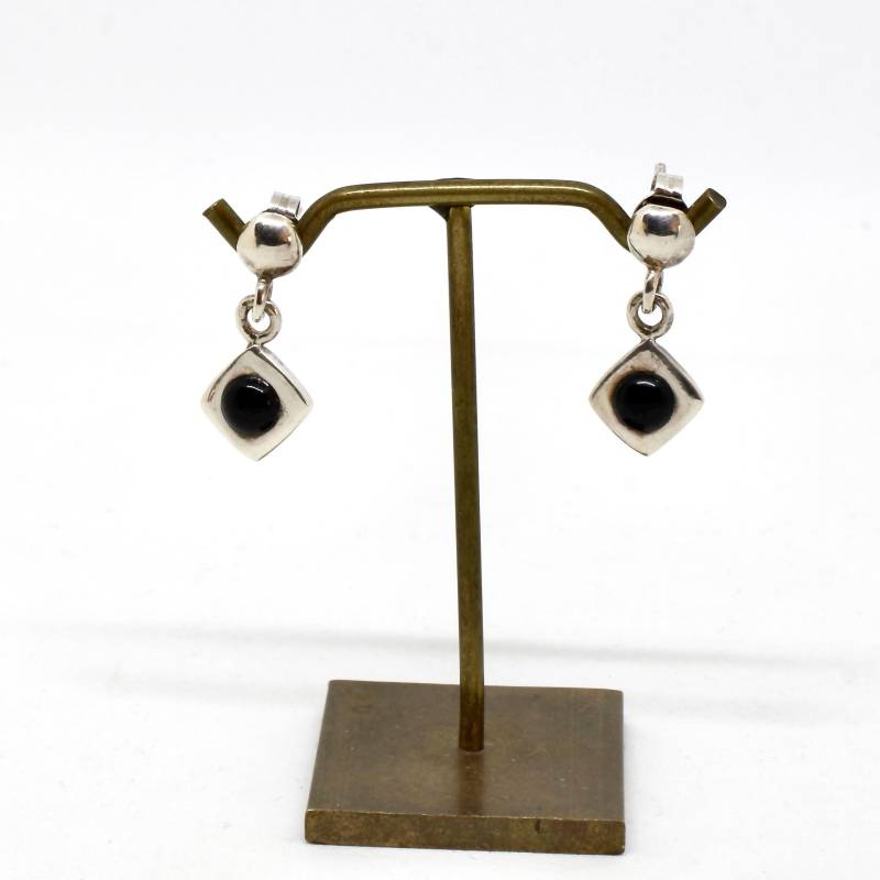 Kurze Ohrstecker Rechteck Halbe Onyx Kugel Schwarz 925 Silber Elegant Modern Unauffällig Kurze Ohrstecker Rechteck Halbe Onyx Kugel Schwarz 925 Silber Elegant Modern Unauffällig von schmuckvintage2020