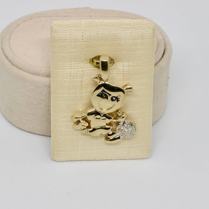 Pierre Lang Anhänger Gold Farbe Fußballerin Fußball Mit Kristalle Sport Für Sie von schmuckvintage2020