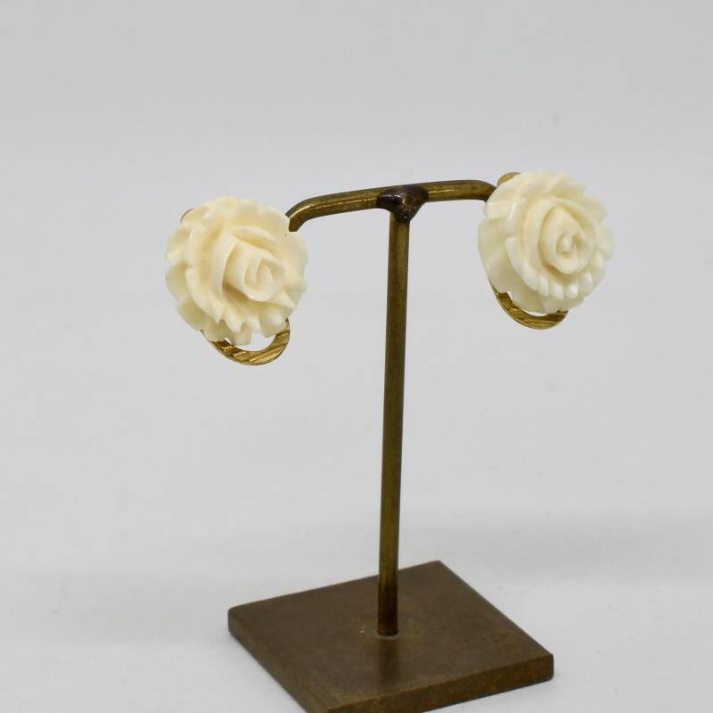 Rosen Ohrclips Bein Knochen Geschnitzt Gold Double 50Er Jahre Trachten Floral von schmuckvintage2020