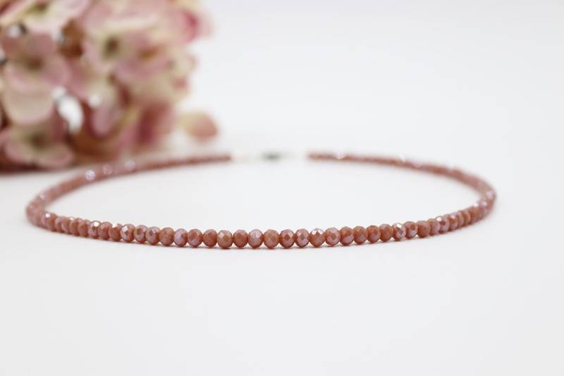 Funkelnde Kette Aus Mini - Glasperlchen in Rotbraun von schmuecklichShop