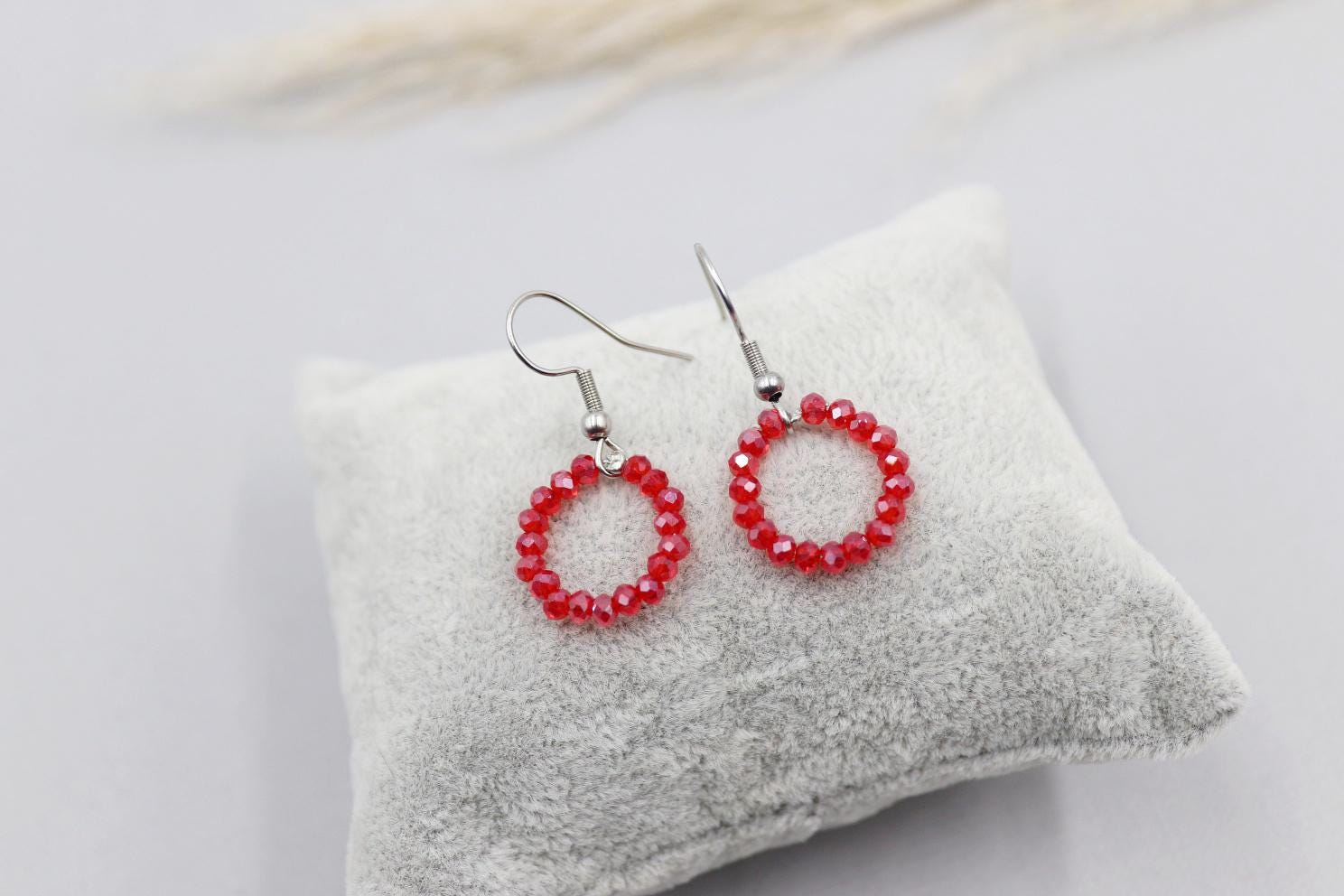 Ohrhänger Aus Glasperlen in Rot von schmuecklichShop