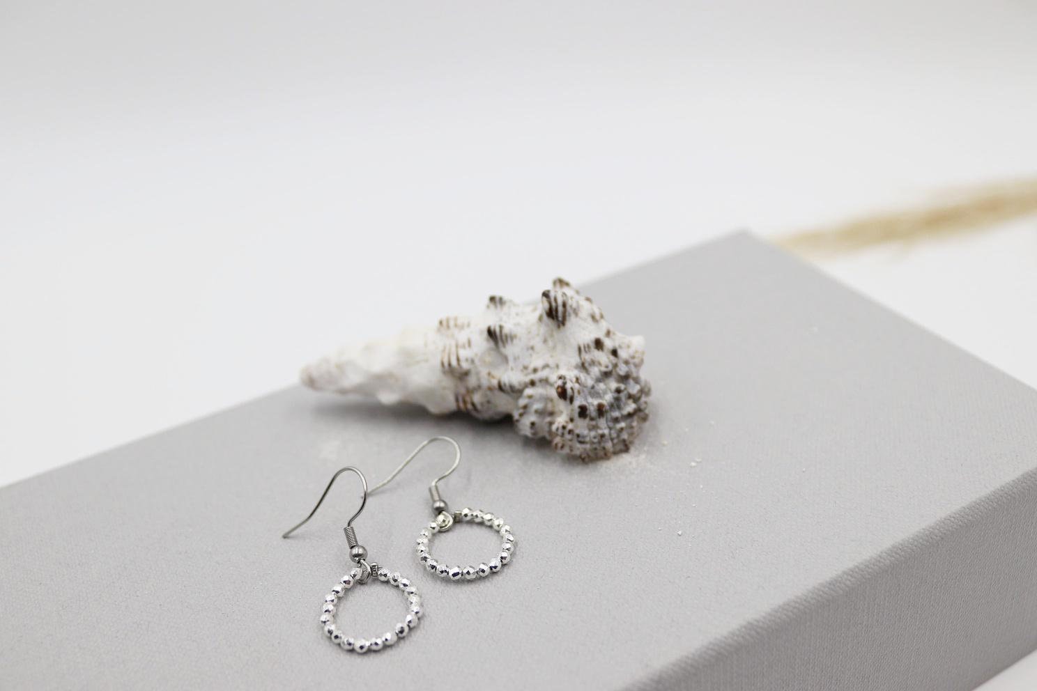 Ohrhänger Aus Glasperlen in Silber von schmuecklichShop