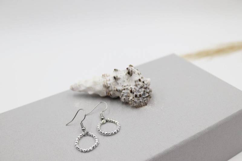 Ohrhänger Aus Glasperlen in Silber von schmuecklichShop