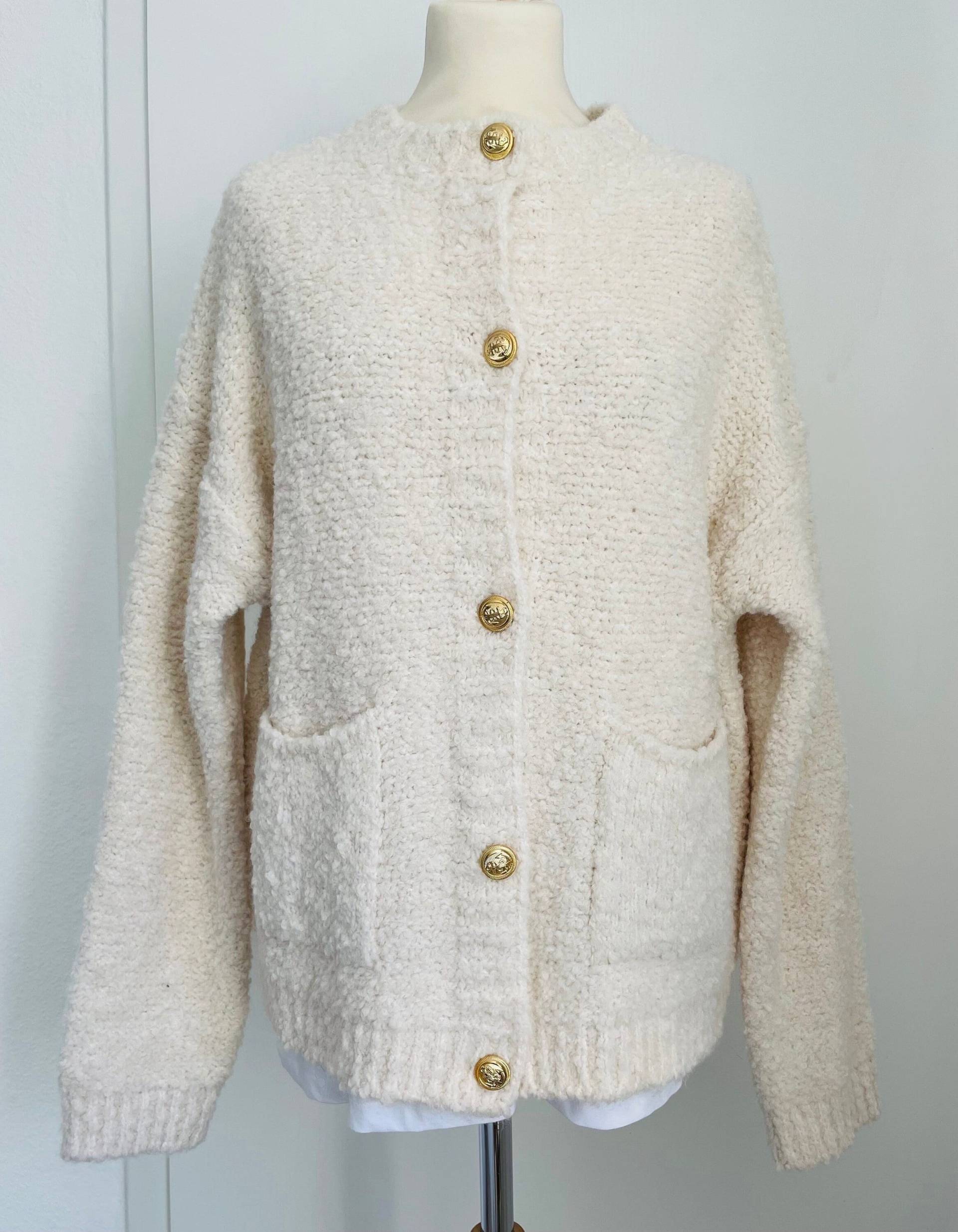 Bouclé Cardigan Creme Mit Golden Knöpfen Xs-Xl Strickjacke Schuhzwang von schuhzwang