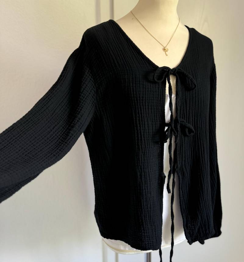 Musselin-Jacke Binde-Bluse Cute - Schwarz Schuhzwang von schuhzwang