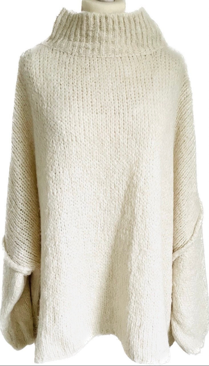 Oversized Flauschiger Strickpullover Turtleneck Grobstrick Creme Pullover Schuhzwang von schuhzwang
