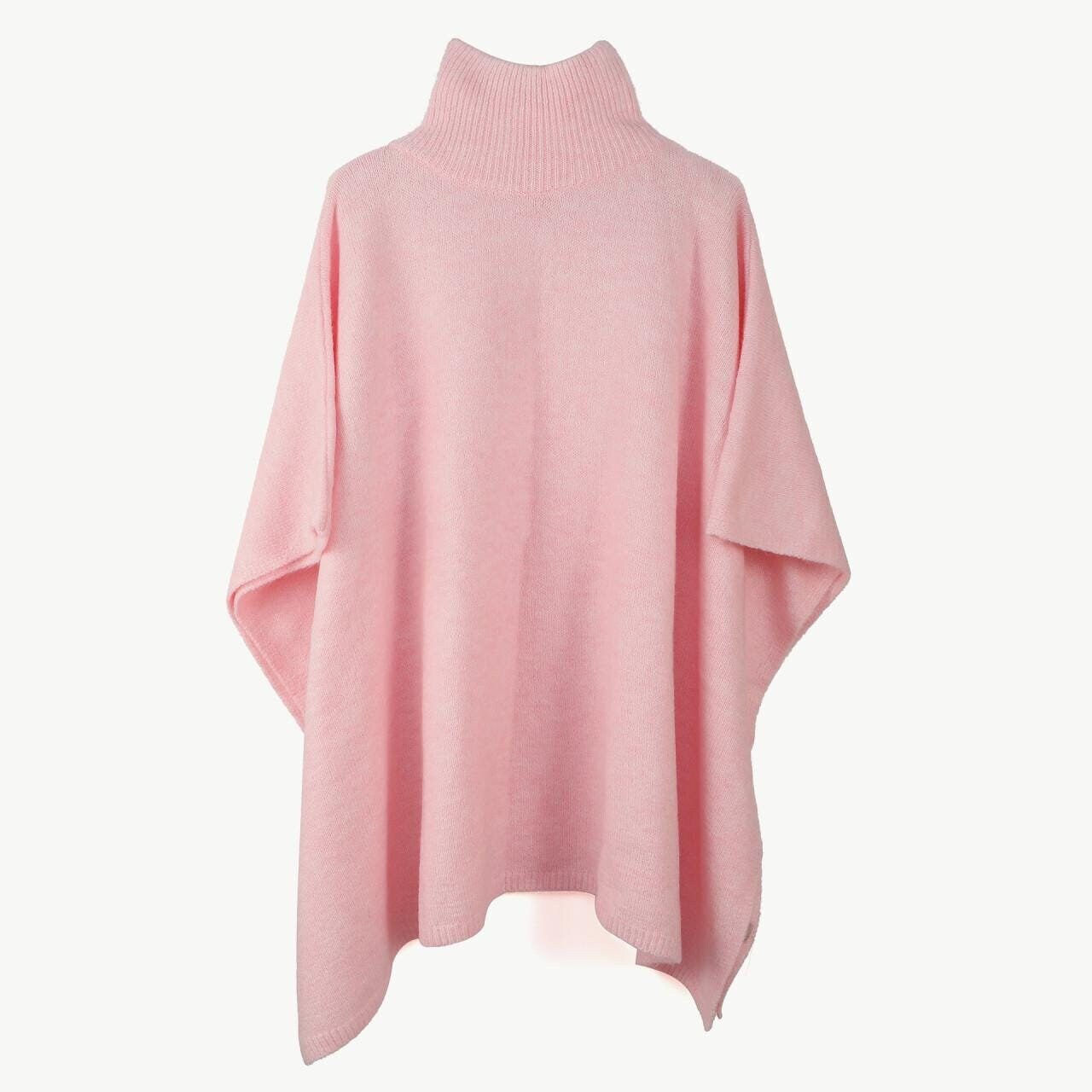 Poncho Turtleneck - Rosé Schuhzwang Poncho Turtleneck - Rosé Schuhzwang von schuhzwang