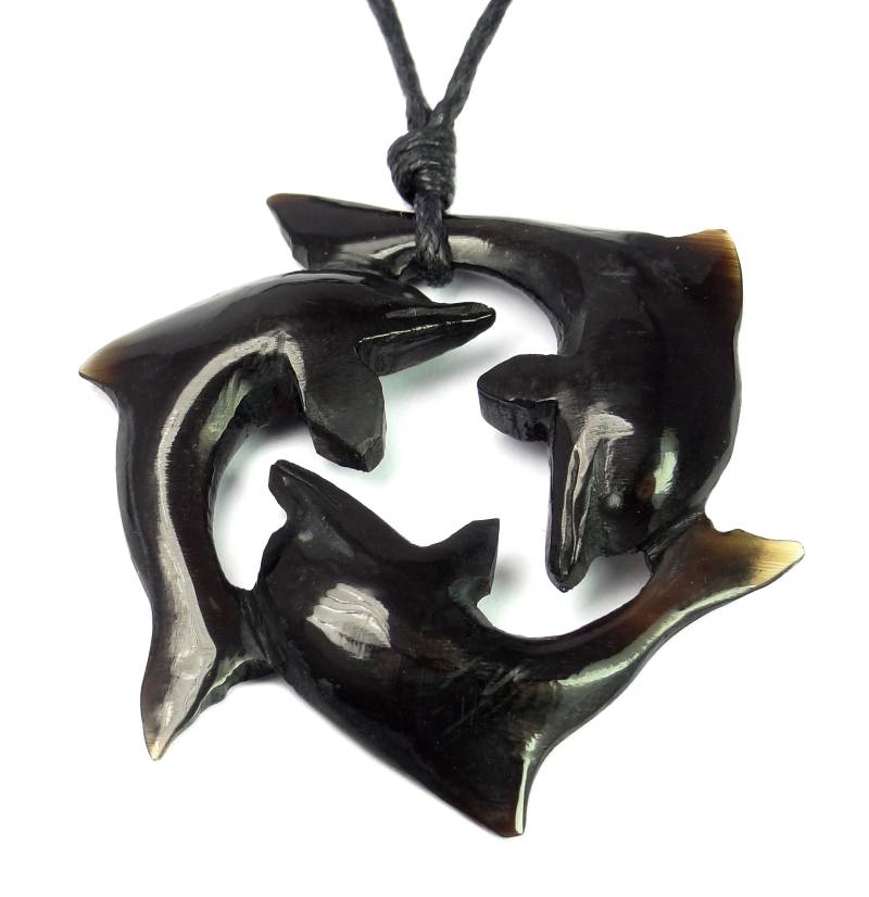 Delphin-Anhänger Aus Wasserbüffelhorn "Ring Drei Delphinen" ~ Handarbeit von schwingungsreich