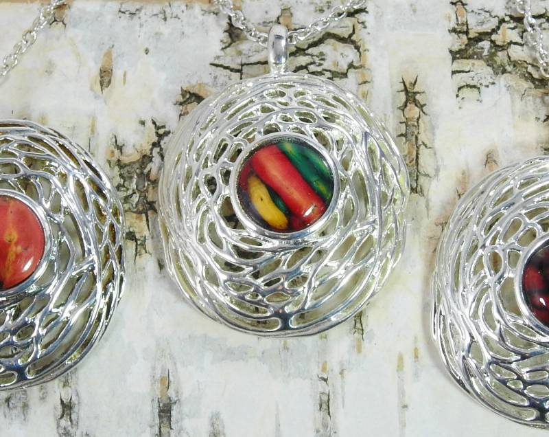 Heidekraut-Schmuck Großer "Sprigs Disc" Anhänger Unikat Aus Handarbeit & Versilberte Halskette - Hochwertige Farbenfrohe Unikate von schwingungsreich