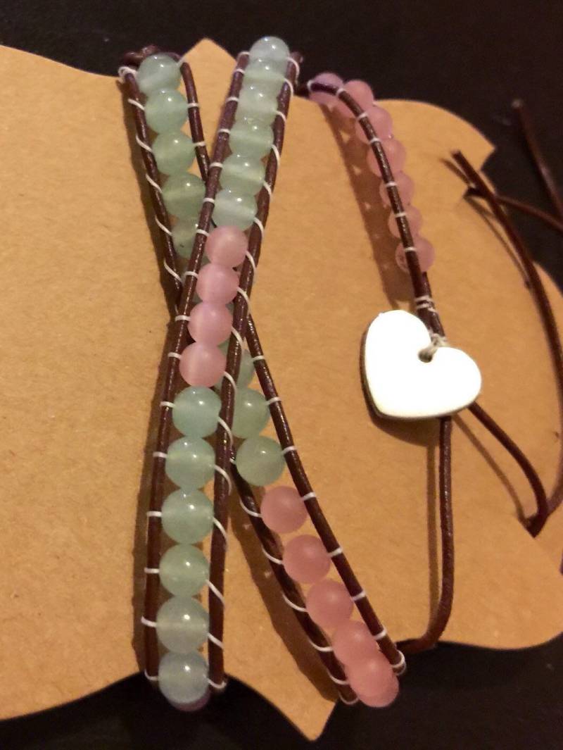 Damen Leder Perlen Doppelt Wickelarmband. Rosa & Blau Aquamarin Edelstein Perlenarmband, Edelstahl Herz Charm. Frau, Verstellbar von seamingly60s