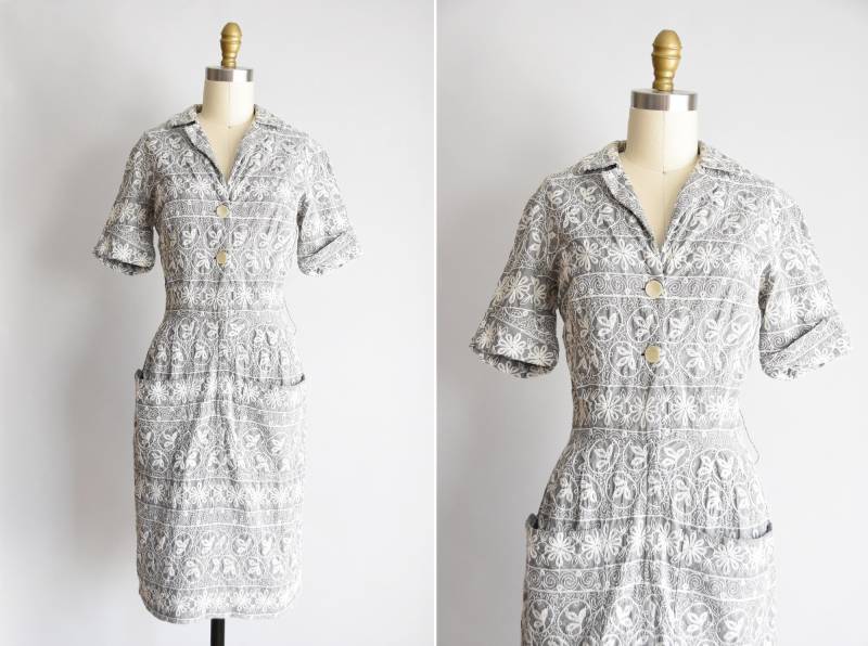 1950Er Jahre Graues Himmelblüten Kleid/ Vintage 50Er Baumwoll Tageskleid/Sir James Besticktes Kleid von seaofvintage