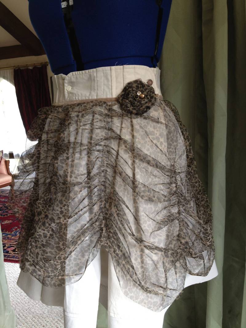 Shirt Kurzarm Rock, Khaki Mit Geraffte Leoparden-Print Mesh Overlay von secondlifefashion