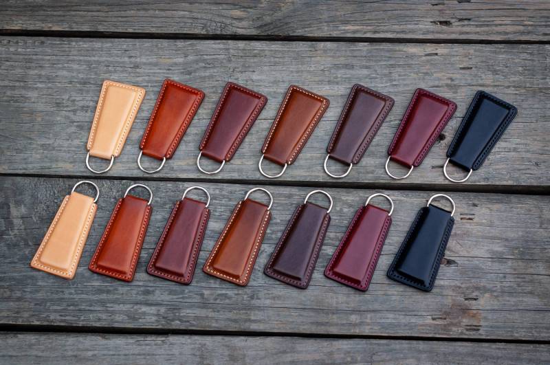 Personalisierte Leder Gepolstert Schlüsselanhänger; Benutzerdefinierte Schlüsselanhänger, Monogramm Hand Gestempelt Einzigartiges Geschenk Für Personalisierte Leder Gepolstert Schlüsselanhänger; Benutzerdefinierte Schlüsselanhänger, Monogramm Hand Gestempelt Einzigartiges Geschenk Für von sekulaleatherworks