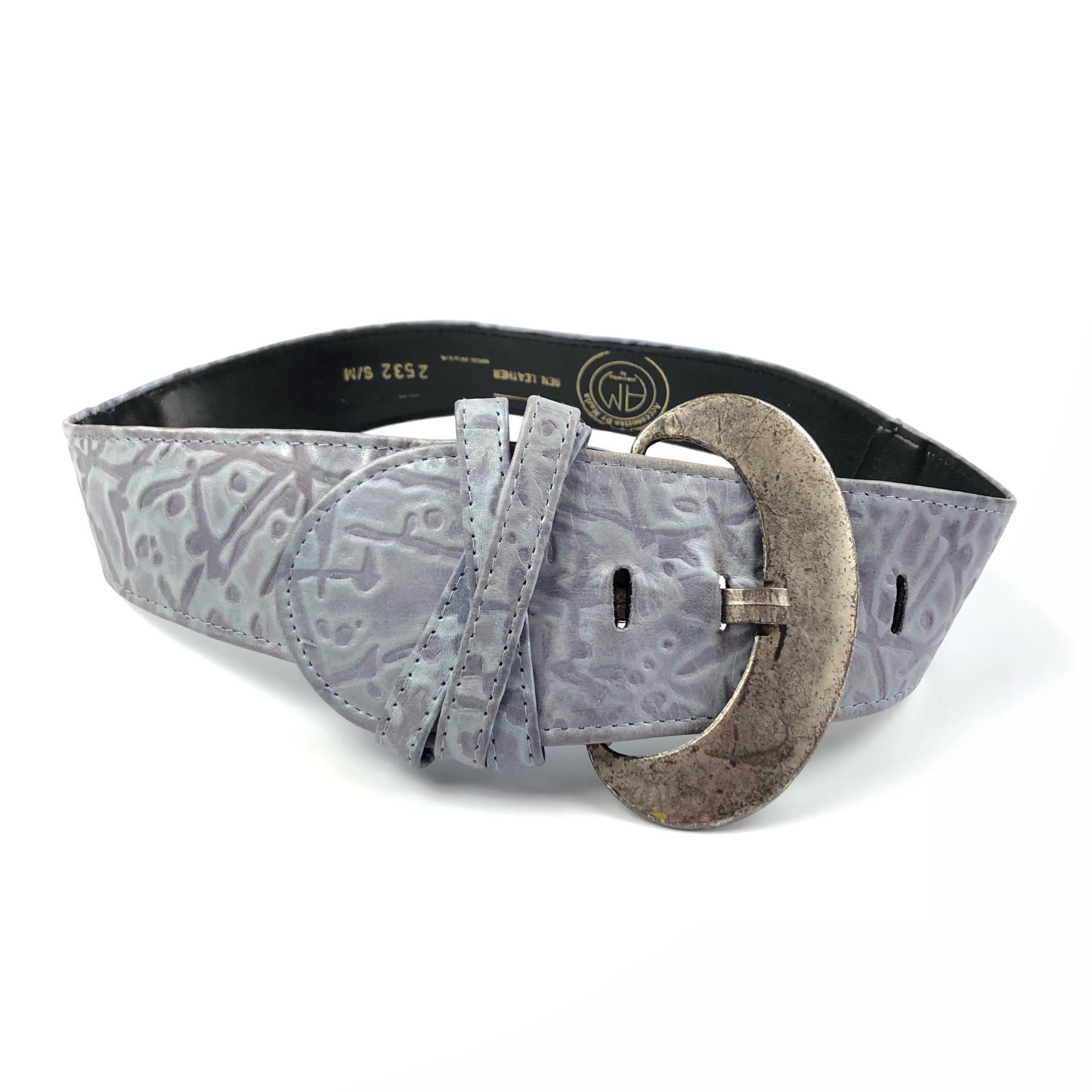 Vintage Accessoires Von Marla Übergroße Geprägt Lila Leder-Gürtel Mit Silberner Schnalle Usa Größe Klein Gemacht von selvagesalvagedenver