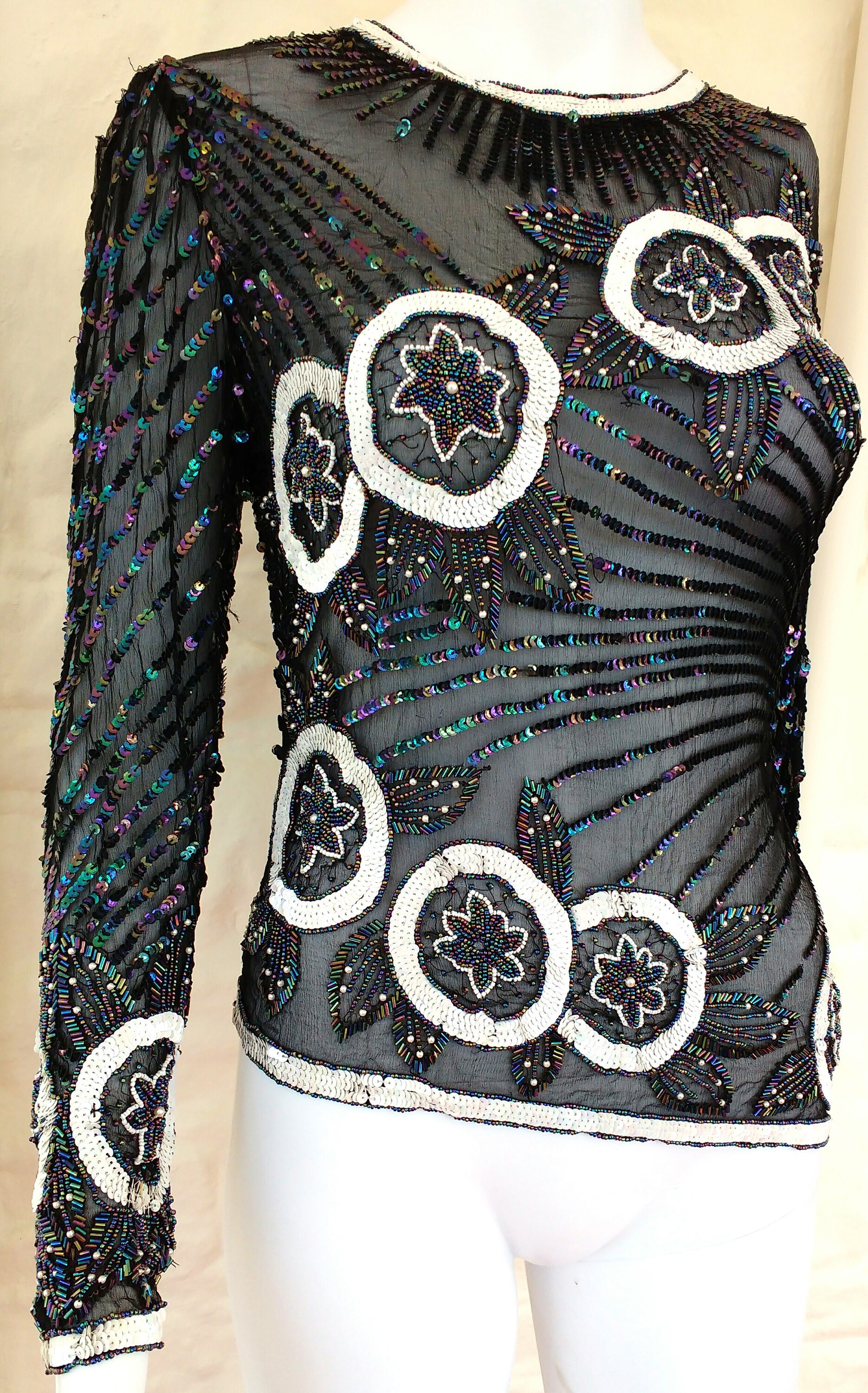 Vintage-Handsequin Und Perlentop Vintage-Handsequin Und Perlentop von sequinporium