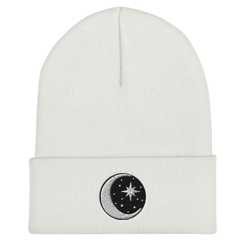 Mond Und Sterne Kunst Zeichnung Weltraum Bestickt Beanie Mütze von shaprint