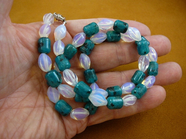 18 Zoll Langen, Dunklen Grün Türkis Blaue Und Weiße Opalit Perlen Halskette Schmuck V325-11 von sharkman123