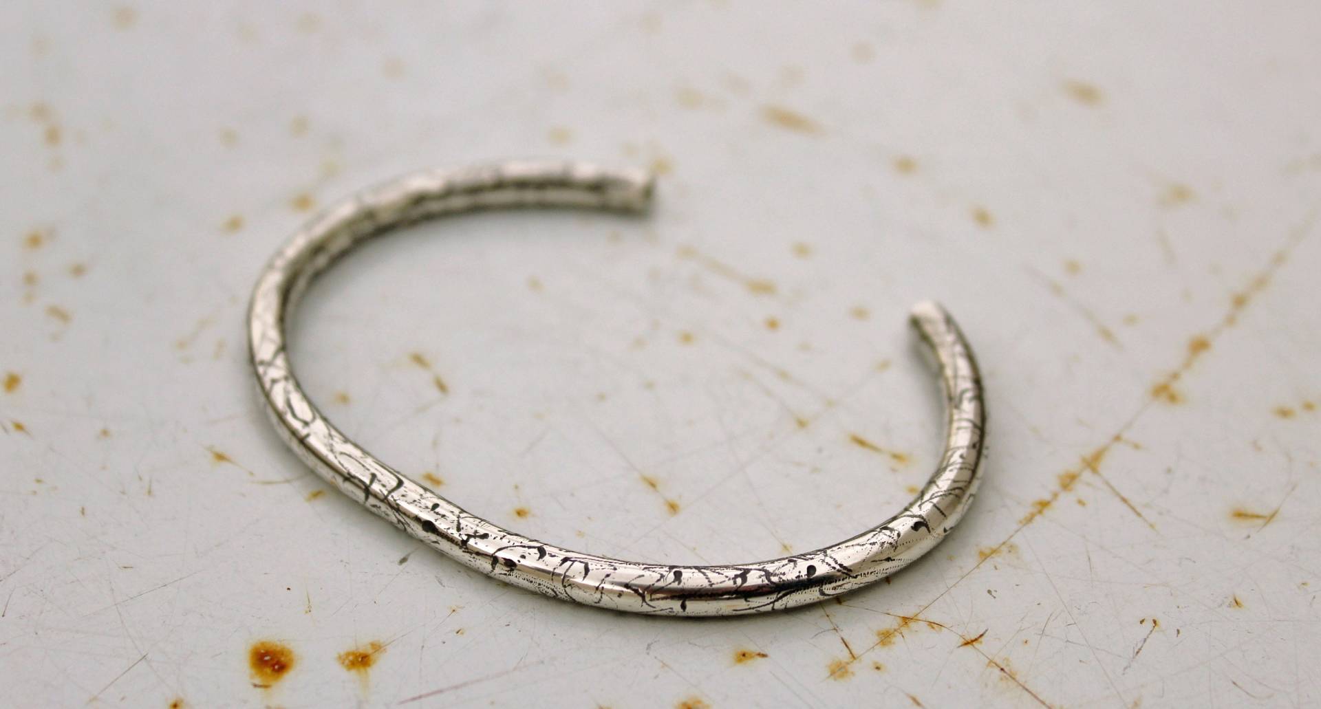 Herren Silber Armband Rustikal Gestempelt Manschettenarmband Handgestempelt Schmuck Geschenk von shauljewelry