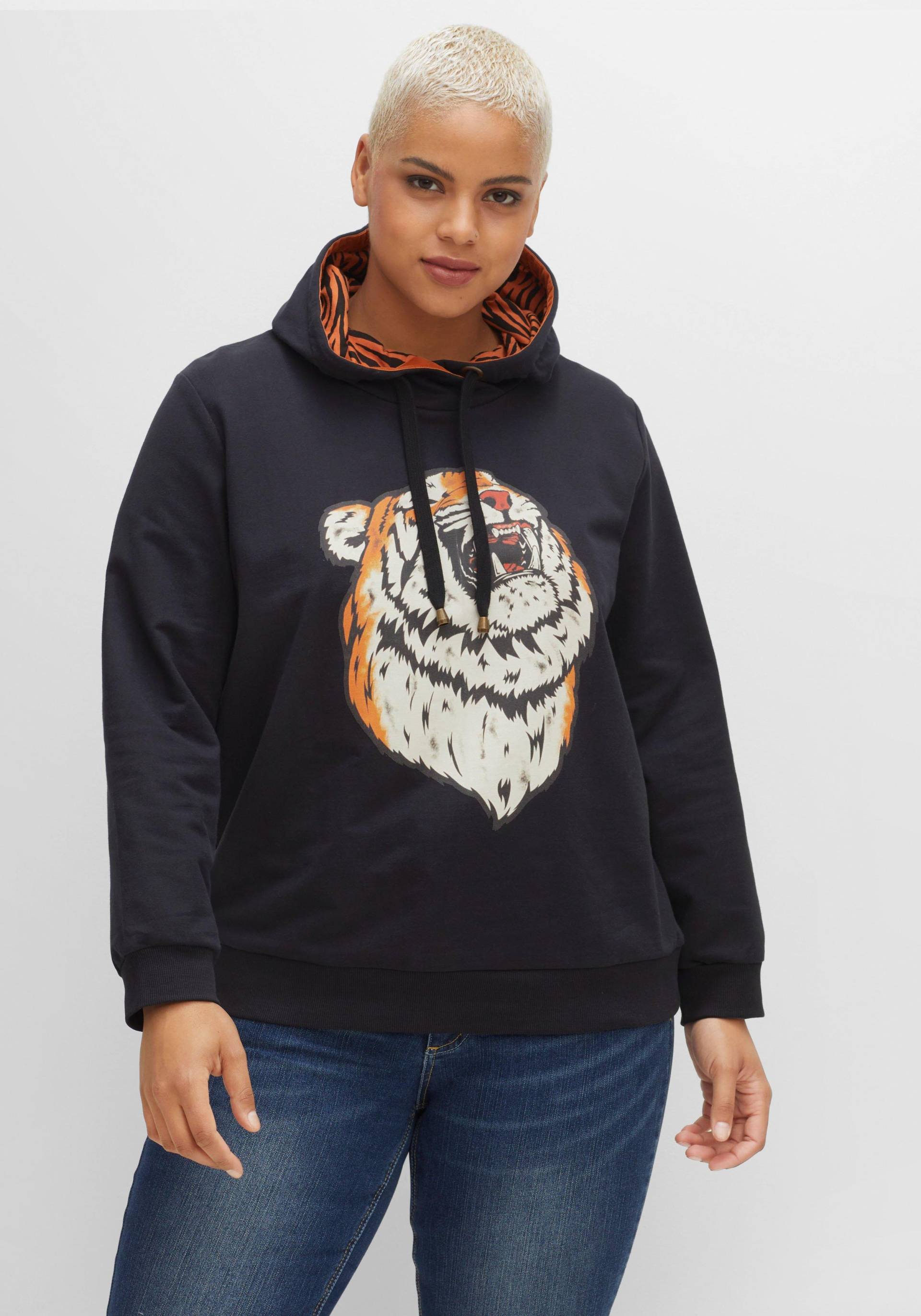 Große Größen: Kapuzen-Sweatshirt mit Animal-Frontdruck, schwarz, Gr.40/42-56/58 von sheego by Joe Browns