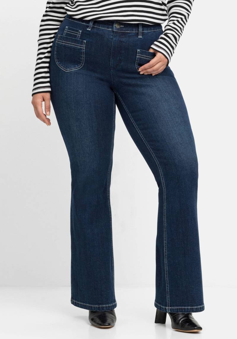 Große Größen: Bootcut-Jeans in High-Heel-Länge, mit Kontrastnähten, dark blue Denim, Gr.40-58 von sheego