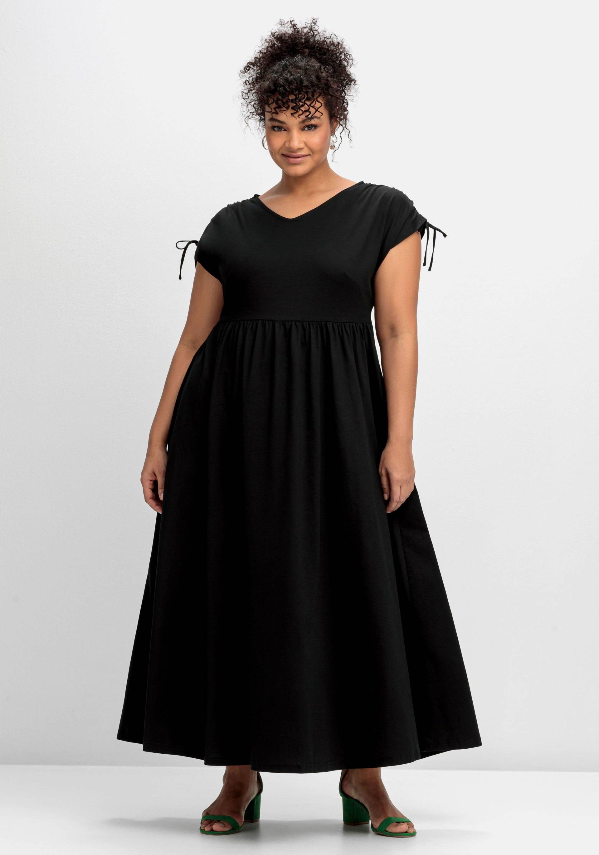 Große Größen: Jerseykleid mit weitem Rock und V-Ausschnitt, schwarz, Gr.40-58 von sheego