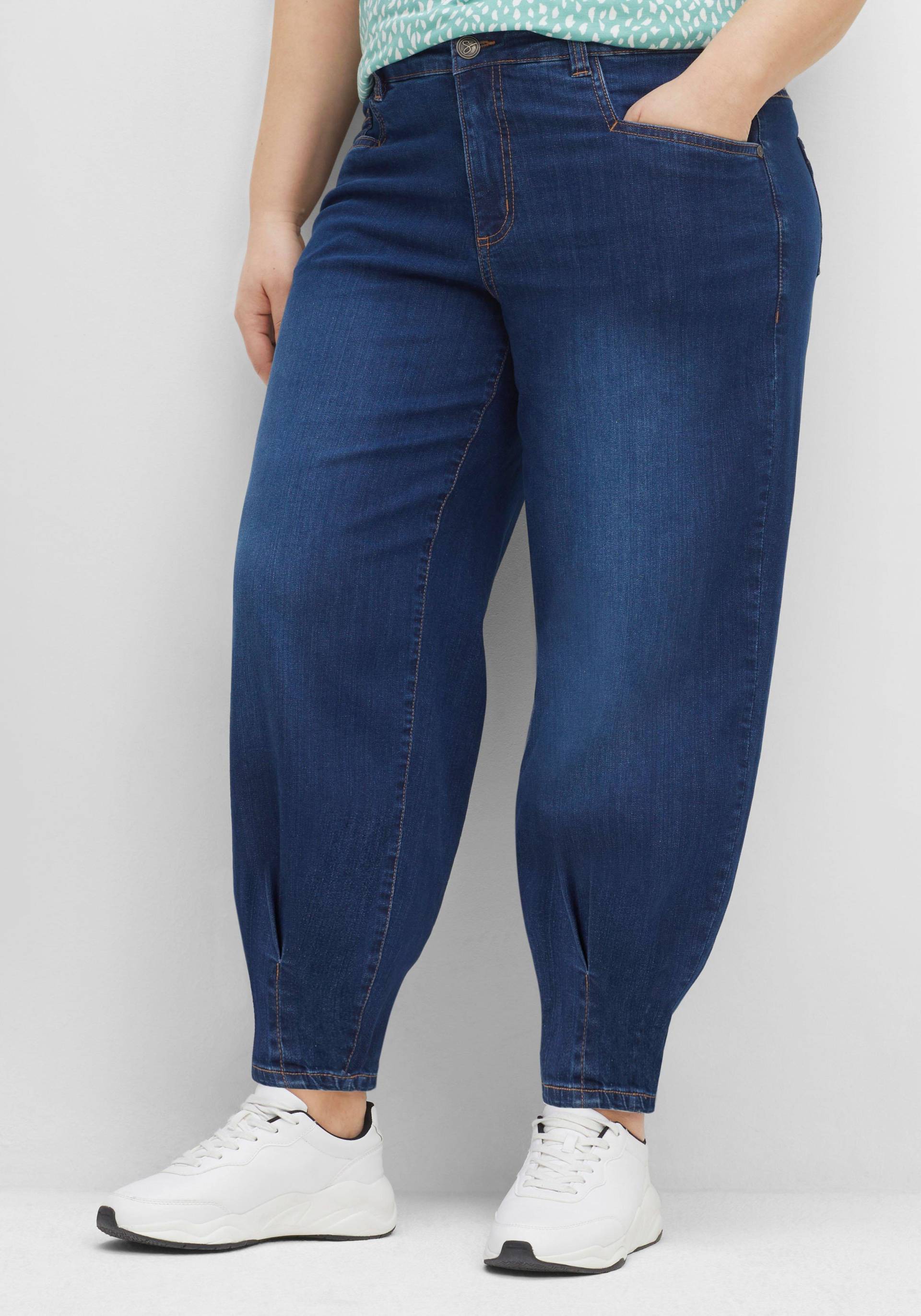 Große Größen: Mom-Jeans OLIVIA in Five-Pocket-Form, blue Denim, Gr.40-58 von sheego