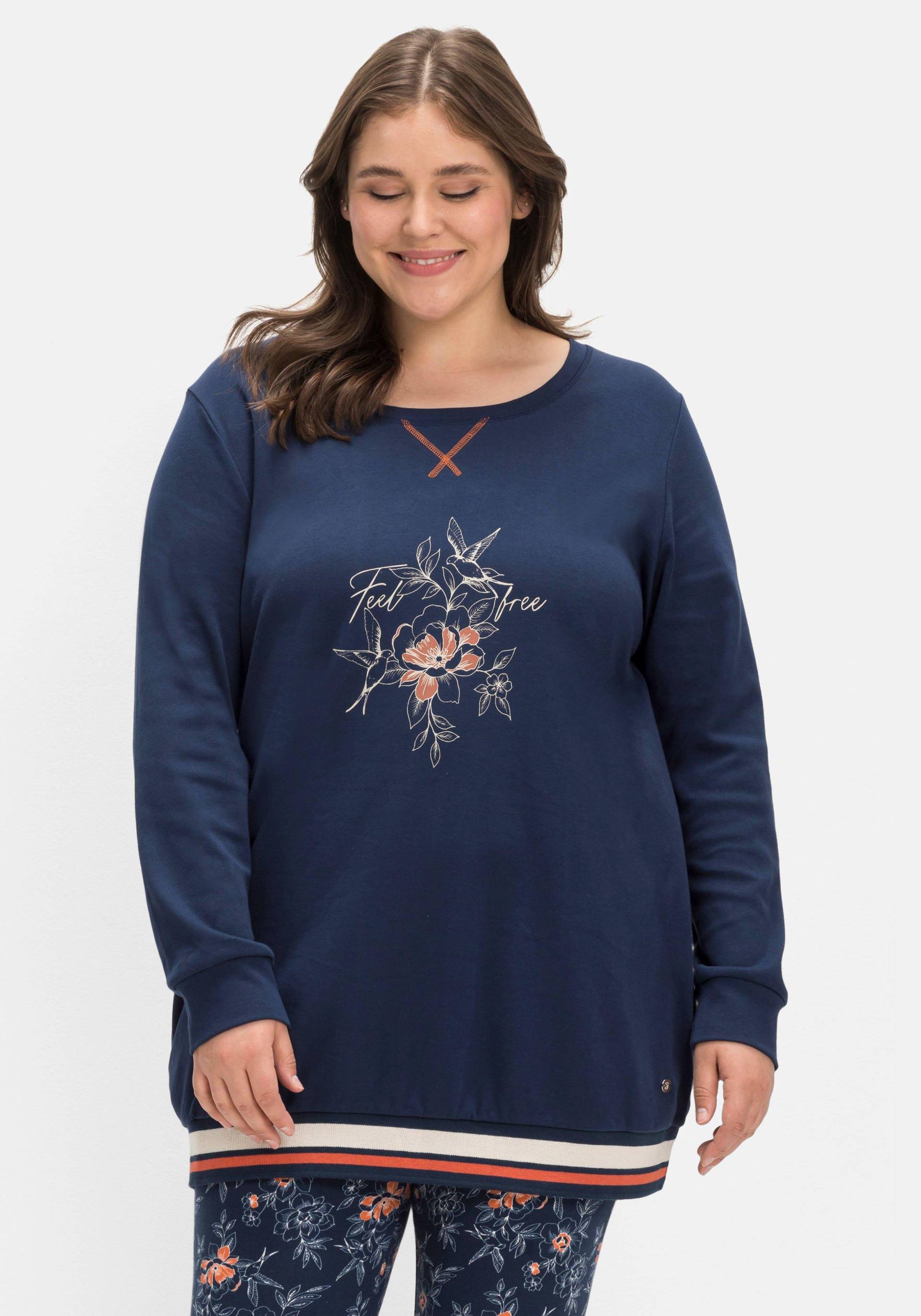 Große Größen: Relax-Sweatshirt in Longform mit floralem Druck, marine, Gr.40/42-56/58 von sheego