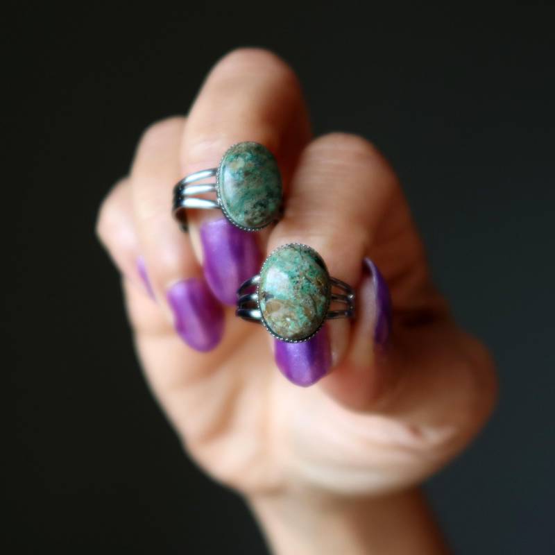 Chrysokoll Ring Blue Sea Paradise Kristall in Verstellbarem Gunmetall von sheilasatin