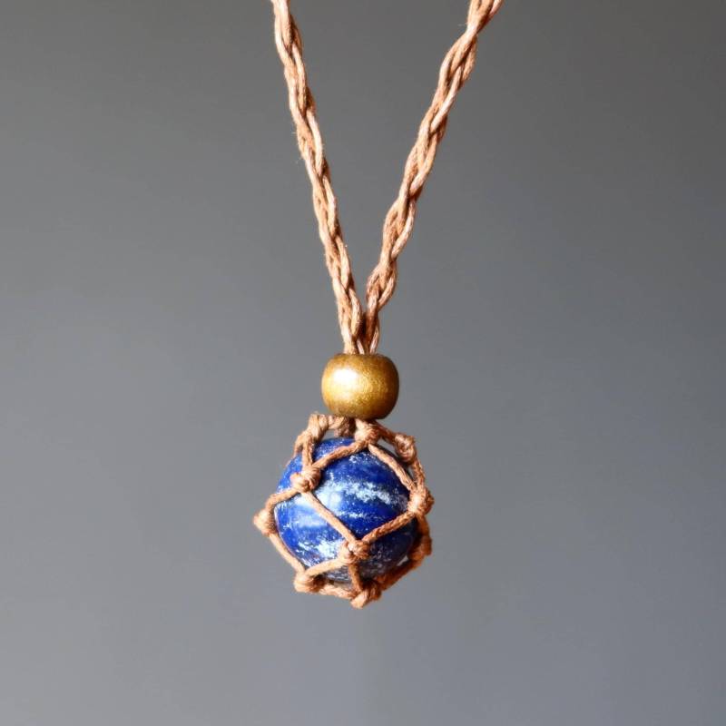Lapis Halskette Blue Globe Kristallkugel Makramee von sheilasatin