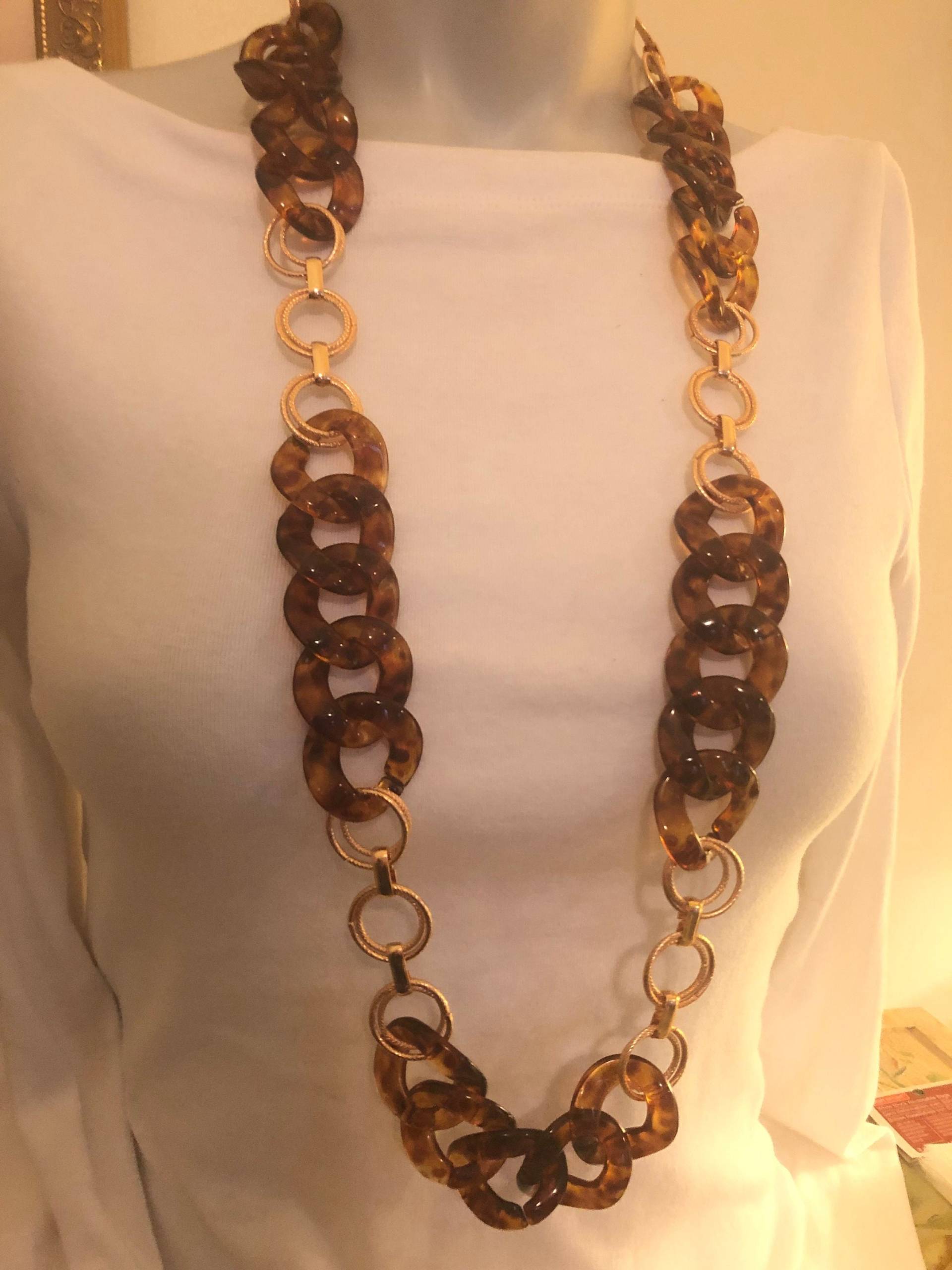 "3-Teiliges Schmuckset Aus Schildpatt Und Gold Mit Langer Oder Kurzer Kette Ohrringen "Tortoiseshell & Gold" "3-Teiliges Schmuckset Aus Schildpatt Und Gold Mit Langer Oder Kurzer Kette Ohrringen "Tortoiseshell & Gold" von shellscape53