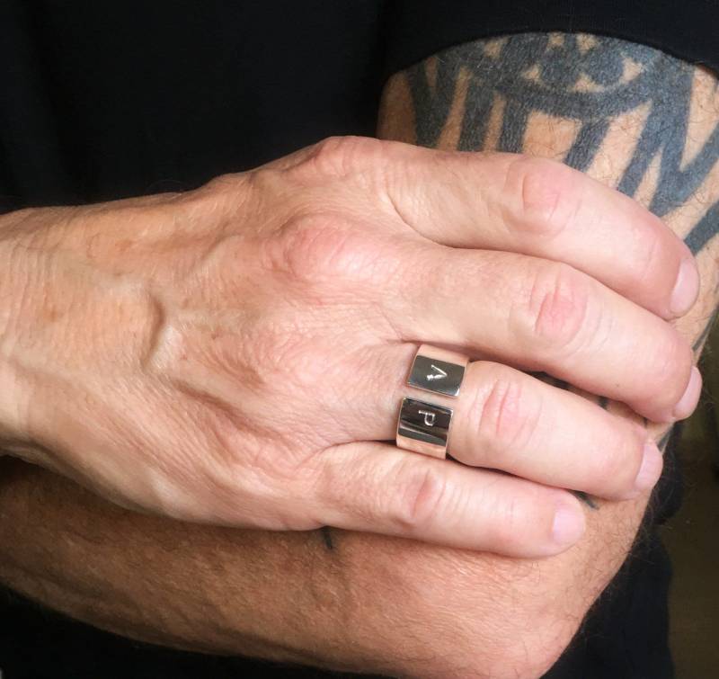 Benutzerdefinierte Buchstabe Ring, Erste Mann 925 Sterling Silber Männer Ringe, Versprechen Personalisierte Paare Ring Geschenk von shmukies