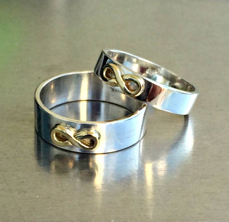 Hochzeit Band Set. Passende Ringe. Liebhaber Unendlichkeit Eheringe Set. Er Und Ihre Paare Klingeln. Silber Gold Bänder von shmukies
