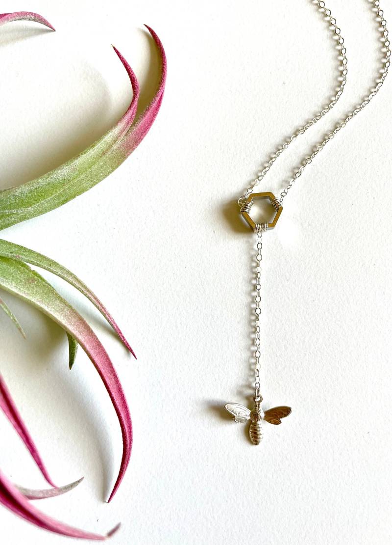 Hummel Und Waben Halskette, Honigbienen Sterling Silber Biene, Hexagon Halskette von shopAimeeChristine