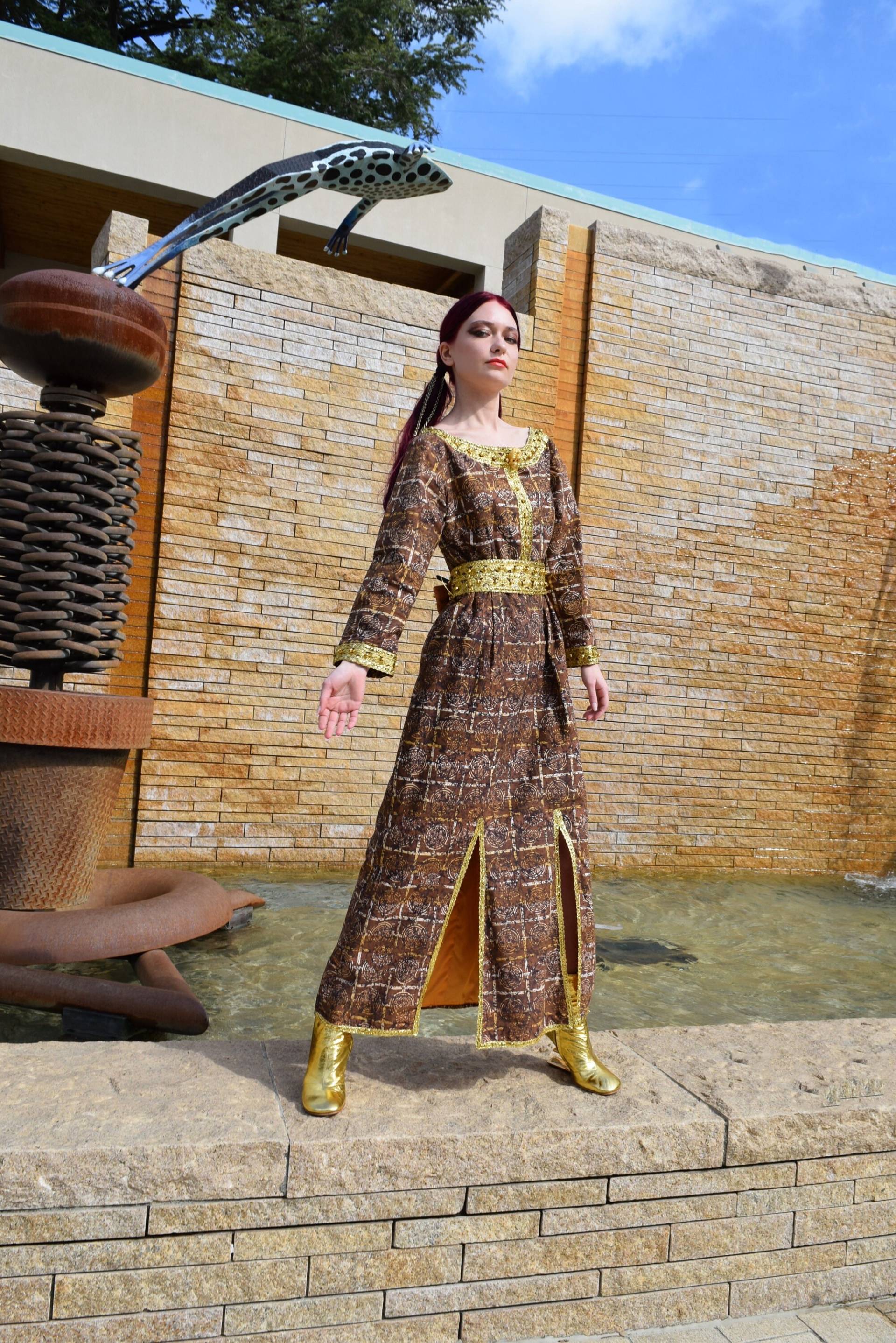 Kristian Glam Abstact Gold Borte Vintage 60Er Jahre Azteken Maxi Kleid Palm Springs Gr. Med Bis Large Kristian Glam Abstact Gold Borte Vintage 60Er Jahre Azteken Maxi Kleid Palm Springs Gr. Med Bis Large von shopCOVETEDGE
