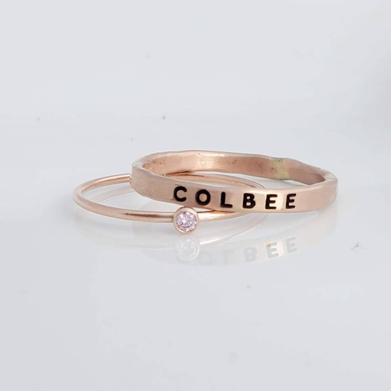 Rose Gold Filled Geburtsstein Ring | Personalisierter Stapelbarer Namensring von shopGoingGolden