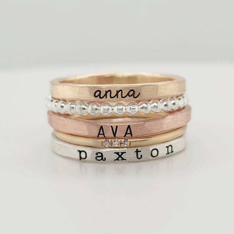 Personalisierte Stapelbare Namensringe | Mixed Metals Mutters Ring von shopGoingGolden