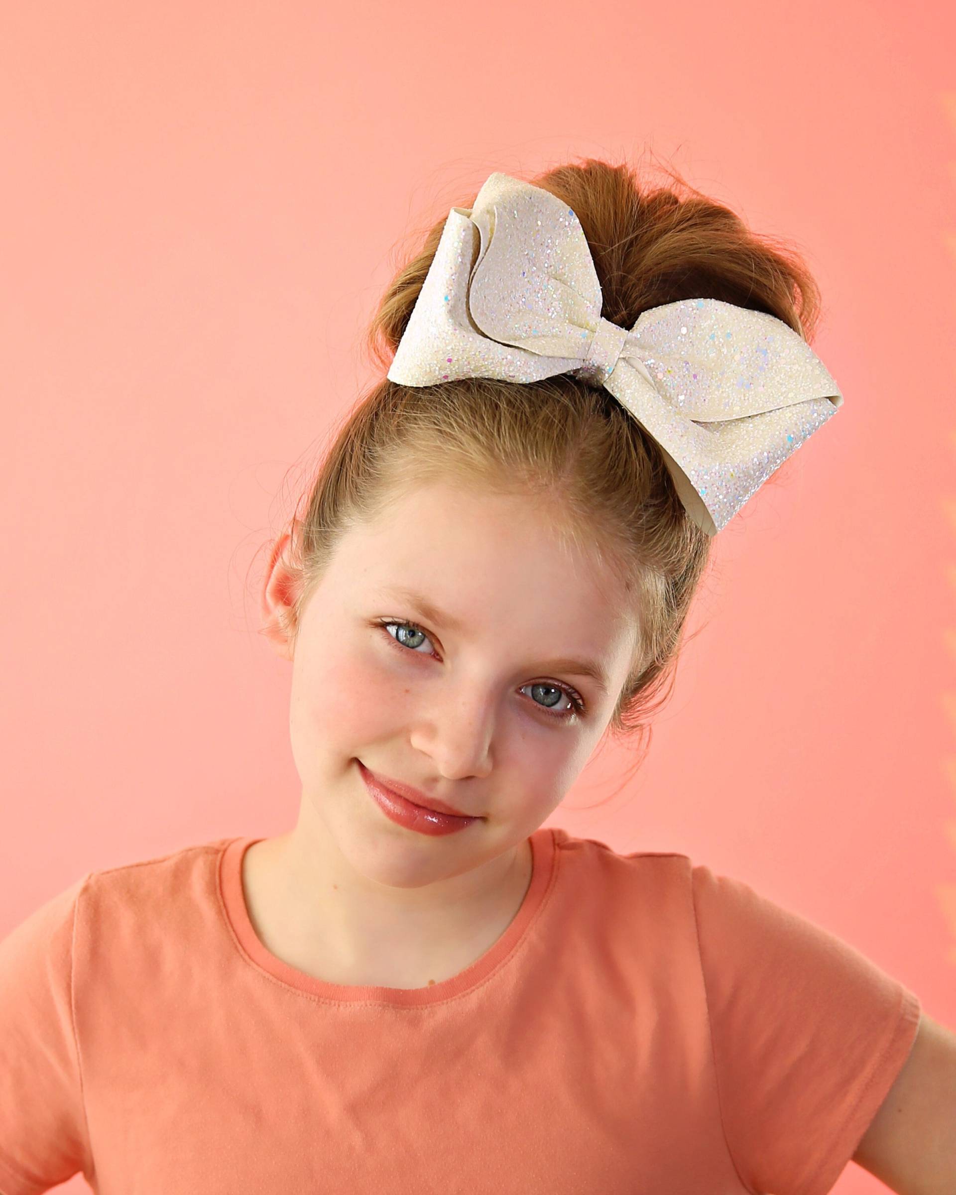 Großer Weißer Glitzer-Schleifenclip - Großer Glitzer-Schleifenclip, Geschenk Für Sie, Jubelschleife, Je Größer Die Schleife, Schleifengeschenk von shopWhitneyElizabeth