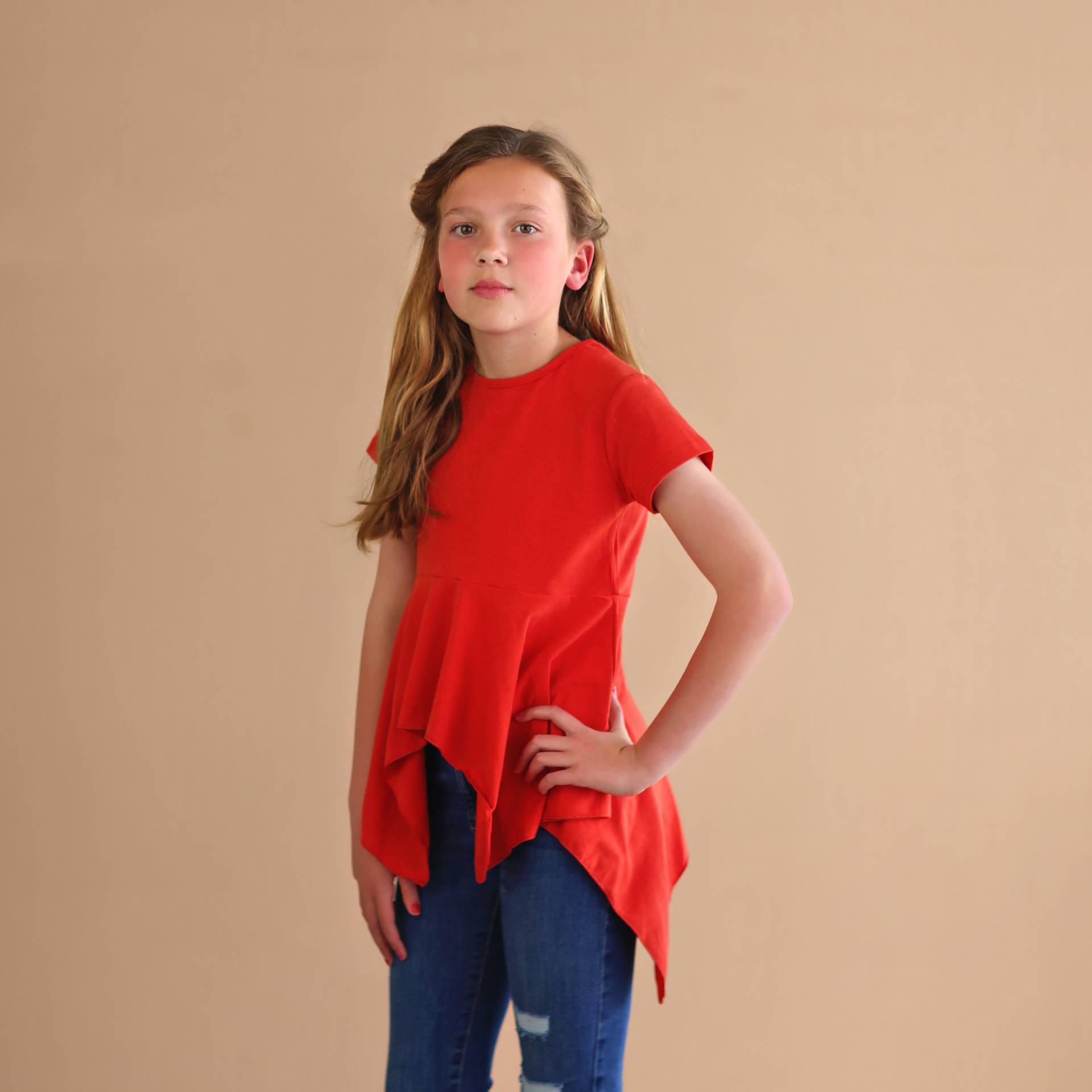 Rotes Boho Shirt - Red High Low Mädchen Tunika von shopWhitneyElizabeth